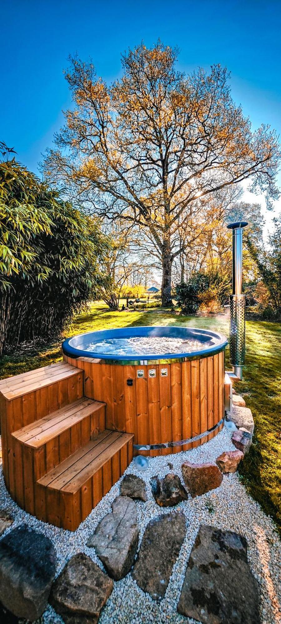 Villa Tagibao Avec Piscine Chauffee Et Spa Lesterps Luaran gambar
